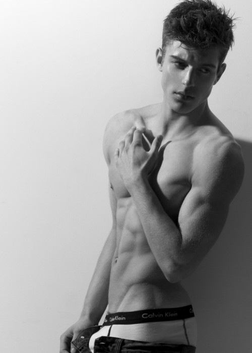 นายแบบสมัครเล่นบ้างอะไรบ้าง