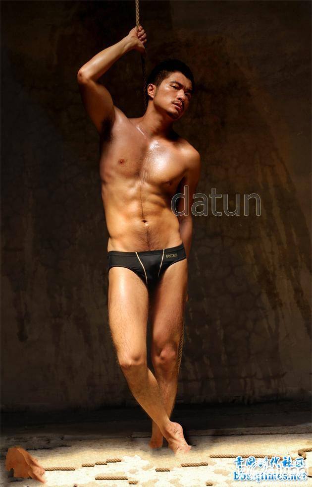 หล่อ-เข้ม-เต็มเหนี่ยว