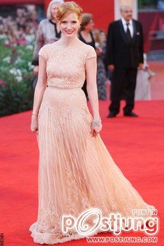 Jessica Chastain in Elie Saab Couture