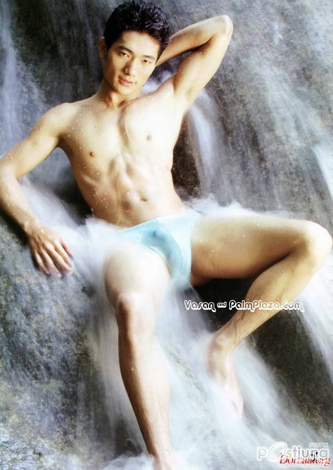 อยากช่วยหนุ่มๆอาบน้ำ