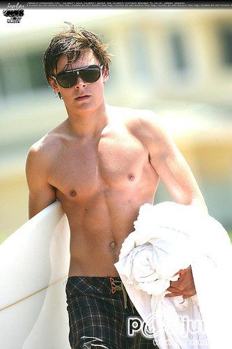 ชายที่มีคนอยากได้มากคนหนึ่ง