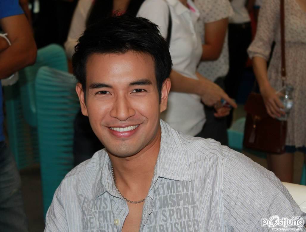 ยิ้มหล่อละลาย