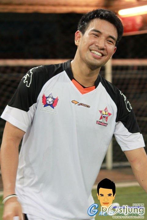 หล่อเข้ม