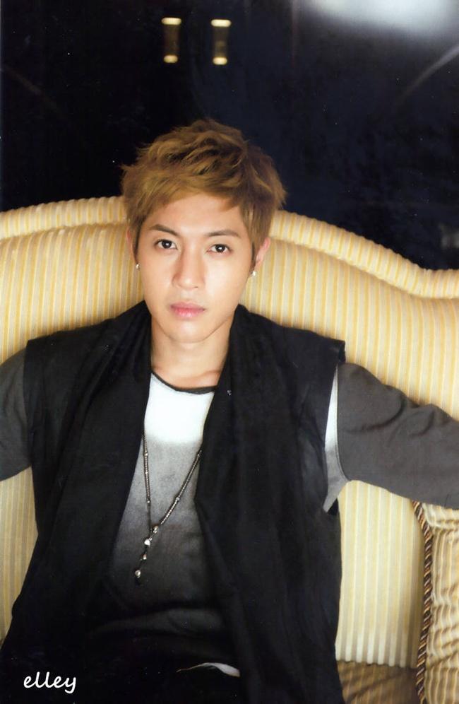 Kim Hyun Joong feature on two Japanese Magazine