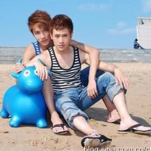 อาซวนกับอาฉี โลกนี้เป็นของเรา