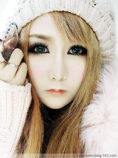 แบ๊ว แบ๊ว