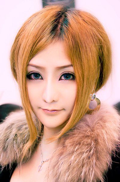 แบ๊ว แบ๊ว