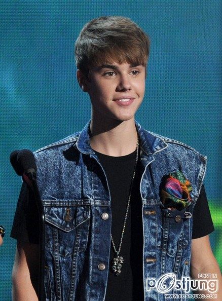 Justin Bieber- BET Awards '11