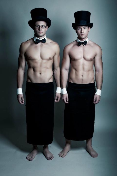 หนุ่มเซ็็็กซี่กับสูทโบว์หูกระต่าย