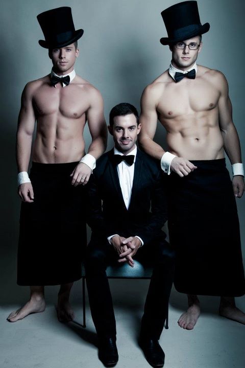 หนุ่มเซ็็็กซี่กับสูทโบว์หูกระต่าย