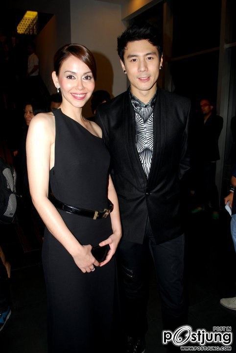 นัท โดม ในชุดเวอซาเช่