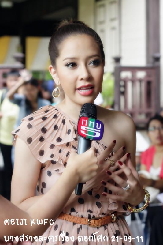 "กวาง - แอ๊ปเปิ้ล"สองสาวเดอะสตาร์ประเดิมบทร้ายในละคร"ดอกโศก"