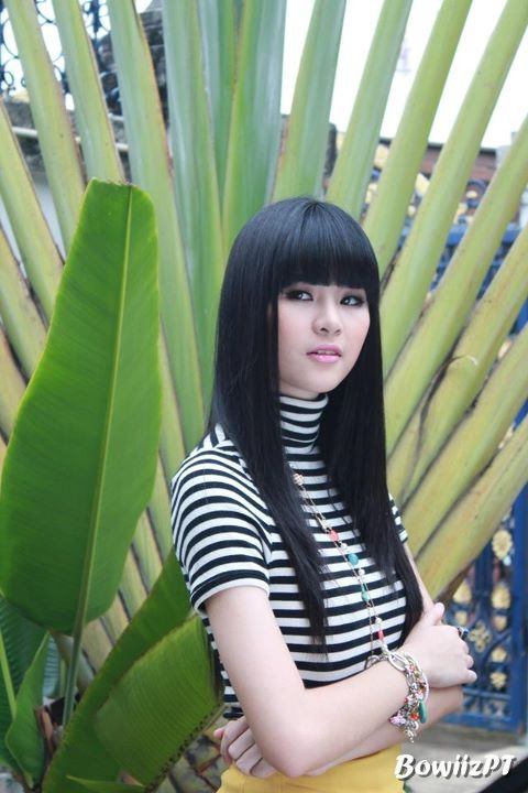 "กวาง - แอ๊ปเปิ้ล"สองสาวเดอะสตาร์ประเดิมบทร้ายในละคร"ดอกโศก"