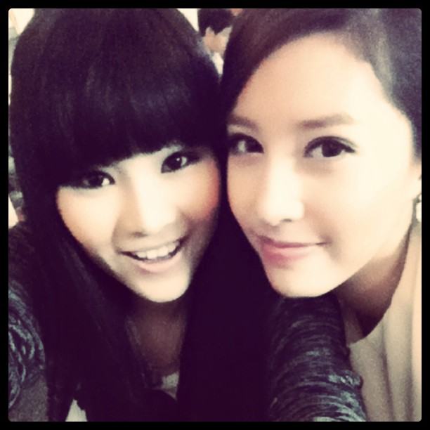 "กวาง - แอ๊ปเปิ้ล"สองสาวเดอะสตาร์ประเดิมบทร้ายในละคร"ดอกโศก"