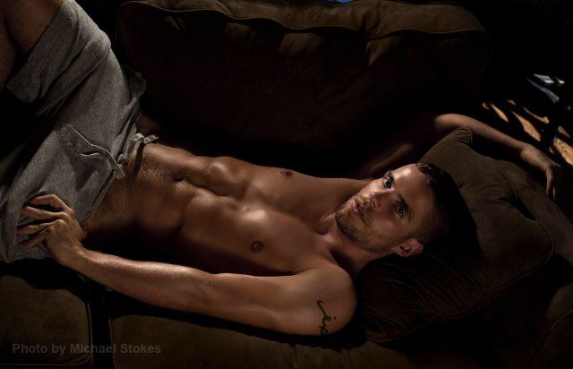 ภาพสวยกับหนุ่มล่่ำ