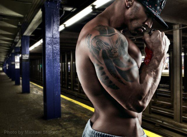 ภาพสวยกับหนุ่มล่่ำ