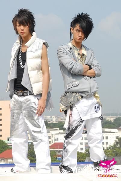โทโมะ เคนตะ (K-OTIC)