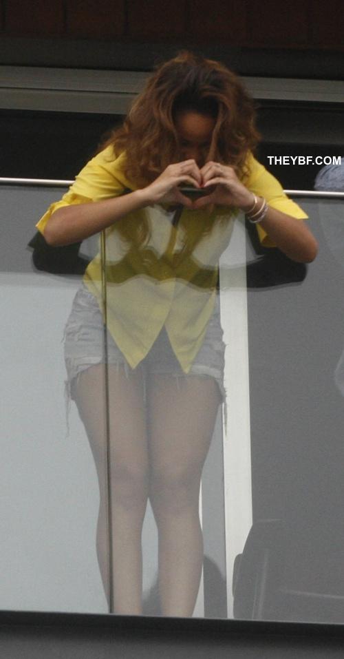 Rihanna ที่บลาซิล !!