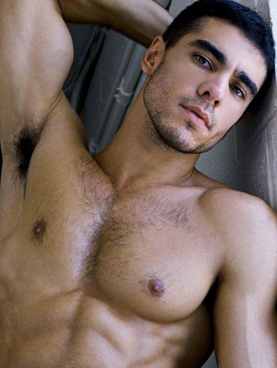 เสิิร์ฟหนุ่มมาให้จิกกัด