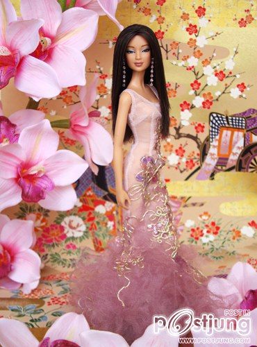 miss Japan (เจ้าภาพการจัดงานปีนี้)