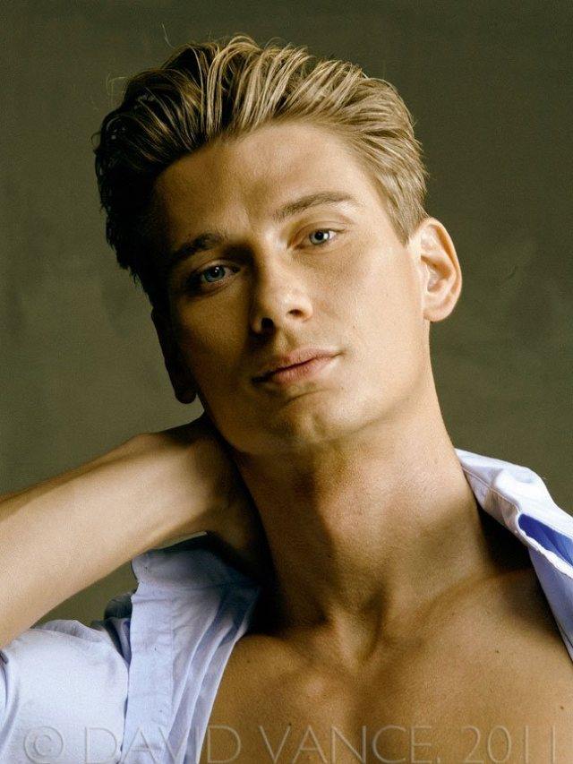 Brent Tinsley เซ็กซี่ผมทอง