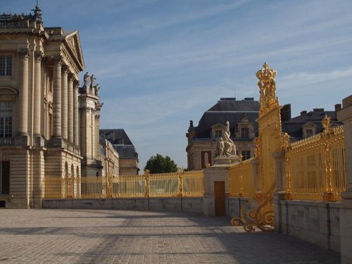 พระราชวังเเวร์ซาย (Versailles Palace)