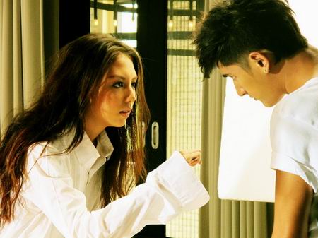 "มิว ลักษณ์นารา" ใน MVหน้าที่ของหัวใจ ของ ชิน ชินวุฒิ