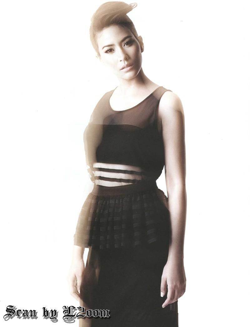 จุ๋ย-วรัทยา นิลคูหา @ HAMBURGER no.159 September 2011