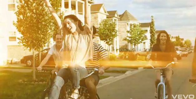 Premiere ดู MV ใหม่ : Allstar Weekend &ndash; Blame It On September [2nd Single]