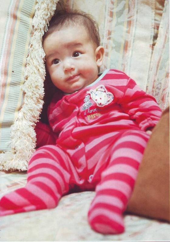 รวมตัวครอบครัว ปุณณกันต์ @ HELLO! vol. 6 no. 19 September 2011