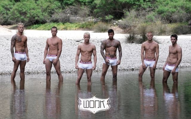 หนุ่มๆกัััับหินผา