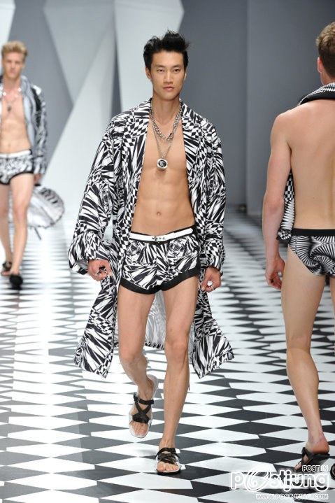 กางเกงใน เวอซาเช่