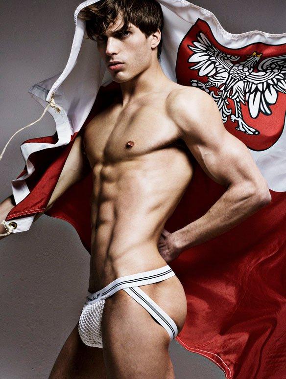 เหล่านายแบบกับธงชาติ