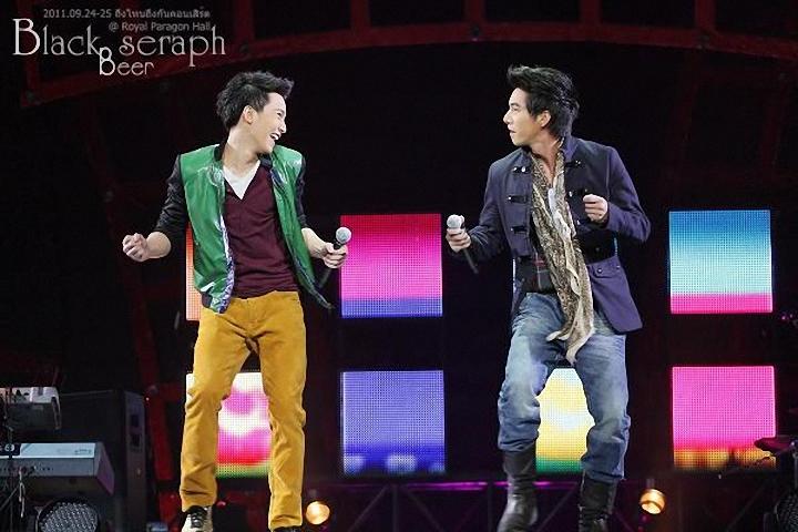 โตโน่ & ริท @ คอนเสิร์ตถึงไหนถึงกัน