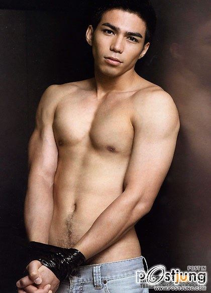 ซิกแพคแบบโดนๆ