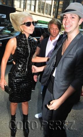 Lady Gaga ที่งาน New York Fashion Week 2011!