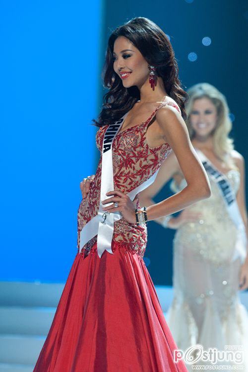 รองอันดับ 4 ได้แก่ Miss Luo Zilin อายุ 24 ปี จากจีน (China)