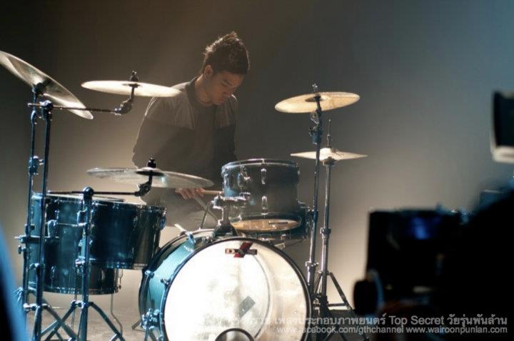 พีช-พชร & วง ARENA เบี้องหลังMV.พรุ่งนี้รวย (Ost. Top Secret วัยรุ่นพันล้าน)