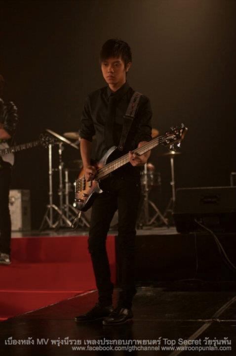 พีช-พชร & วง ARENA เบี้องหลังMV.พรุ่งนี้รวย (Ost. Top Secret วัยรุ่นพันล้าน)