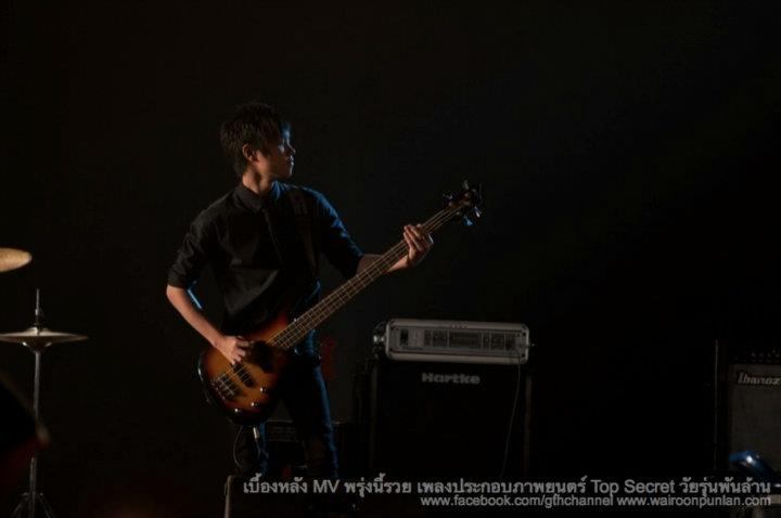 พีช-พชร & วง ARENA เบี้องหลังMV.พรุ่งนี้รวย (Ost. Top Secret วัยรุ่นพันล้าน)