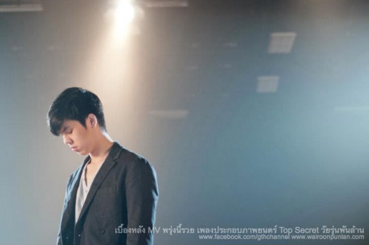พีช-พชร & วง ARENA เบี้องหลังMV.พรุ่งนี้รวย (Ost. Top Secret วัยรุ่นพันล้าน)
