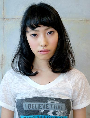 สวย เท่ มั่น ฉบับสาวผมดำ