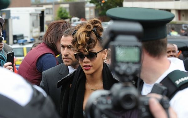 Rihanna ไปถ่าย MV &ndash; We Found Love วันที่2 !!