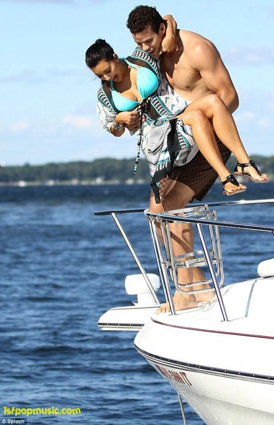 Kim Kardashian & Kris Humphries สวีตหวานใน Minnestota