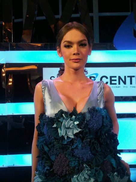 แจ๊ส มิสทิฟฟานี่ ในลุคส์ใสๆน่ารั๊คอะ