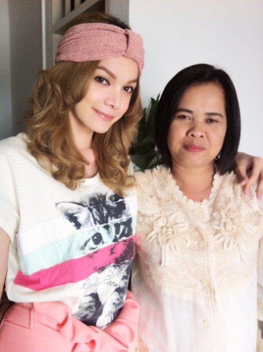 แจ๊ส มิสทิฟฟานี่ ในลุคส์ใสๆน่ารั๊คอะ