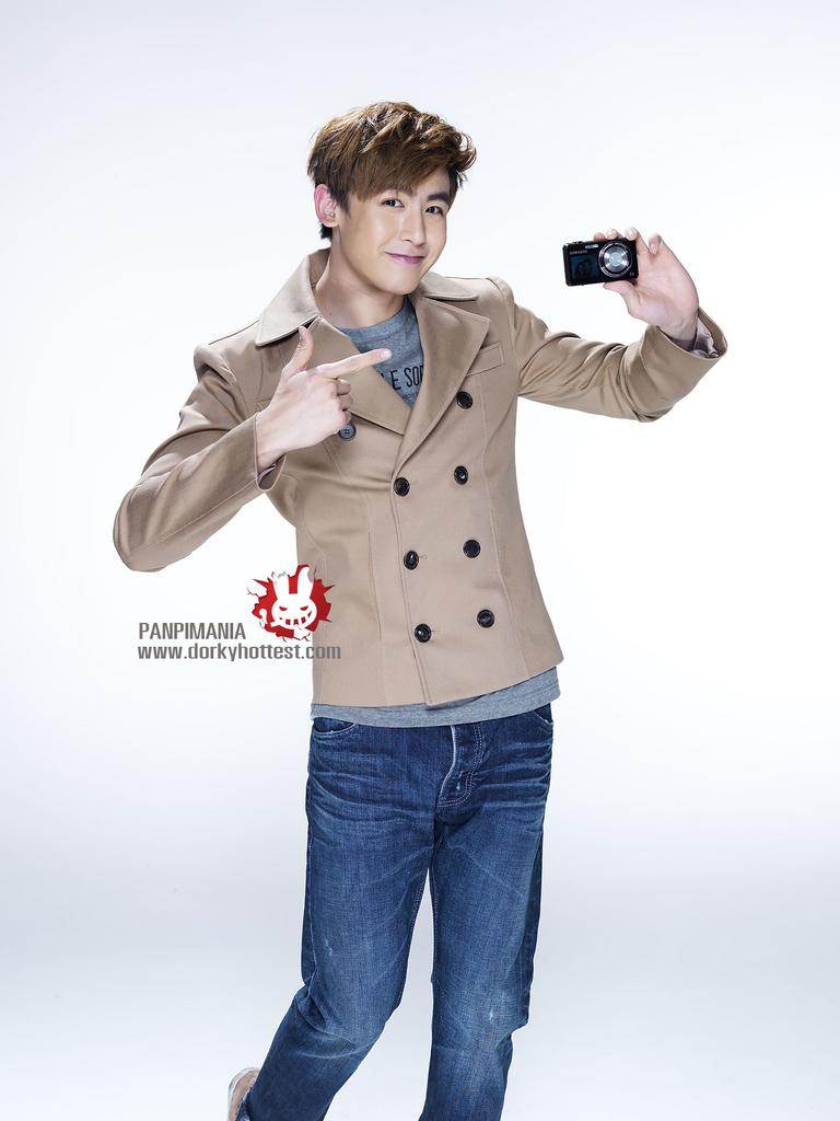 Nichkhun Photoshoot for Samsung MultiView Camera