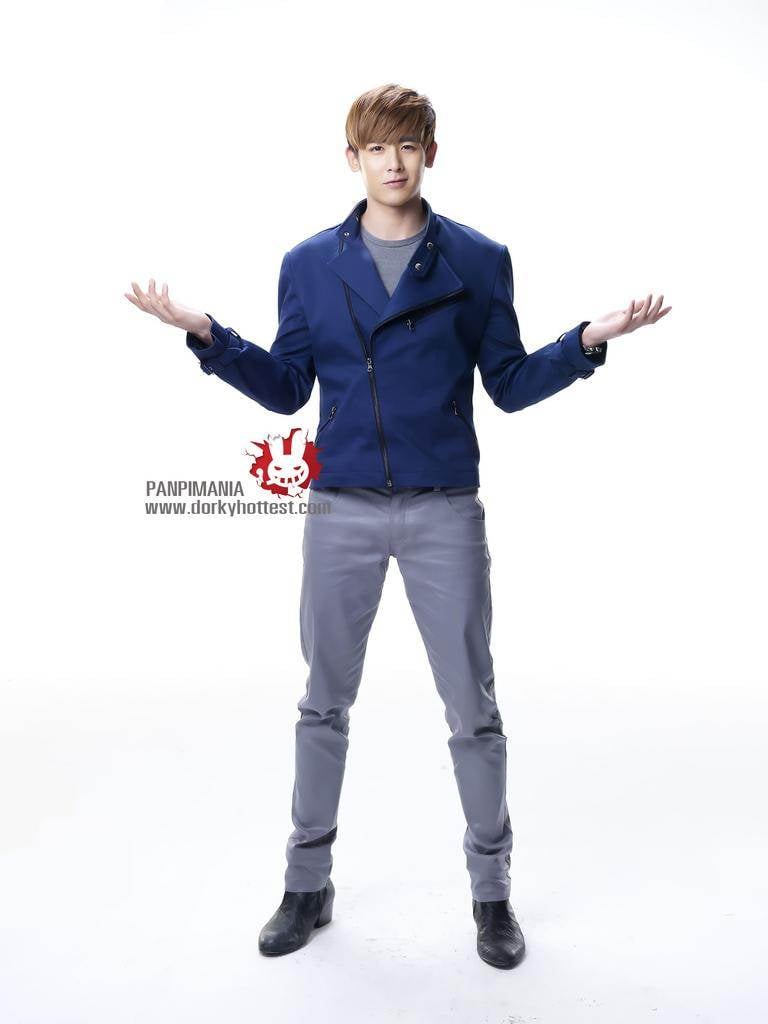 Nichkhun Photoshoot for Samsung MultiView Camera