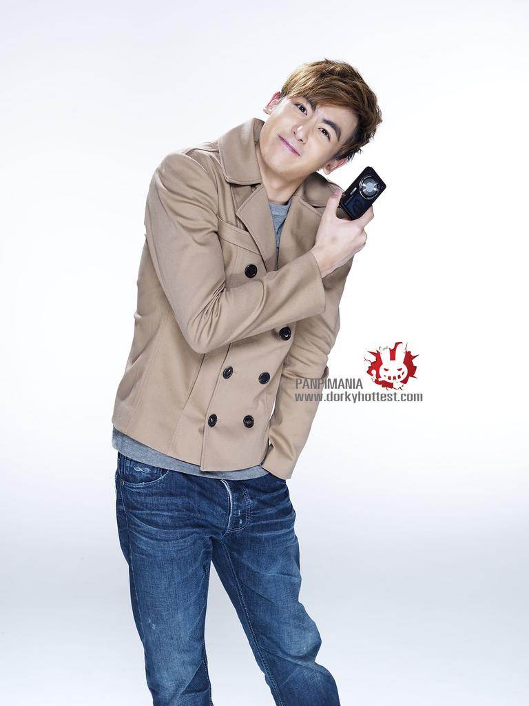 Nichkhun Photoshoot for Samsung MultiView Camera