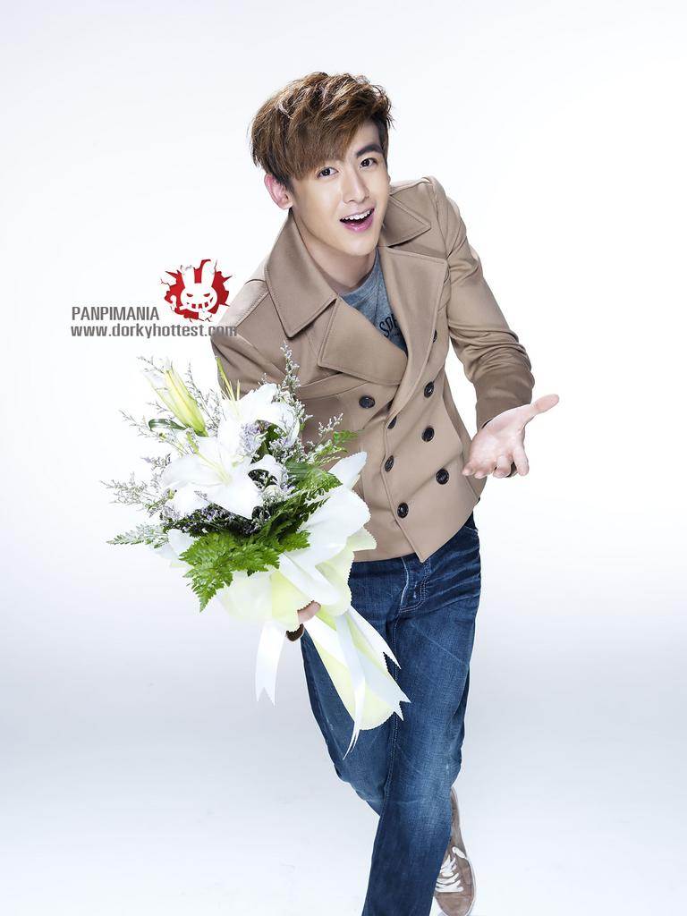 Nichkhun Photoshoot for Samsung MultiView Camera